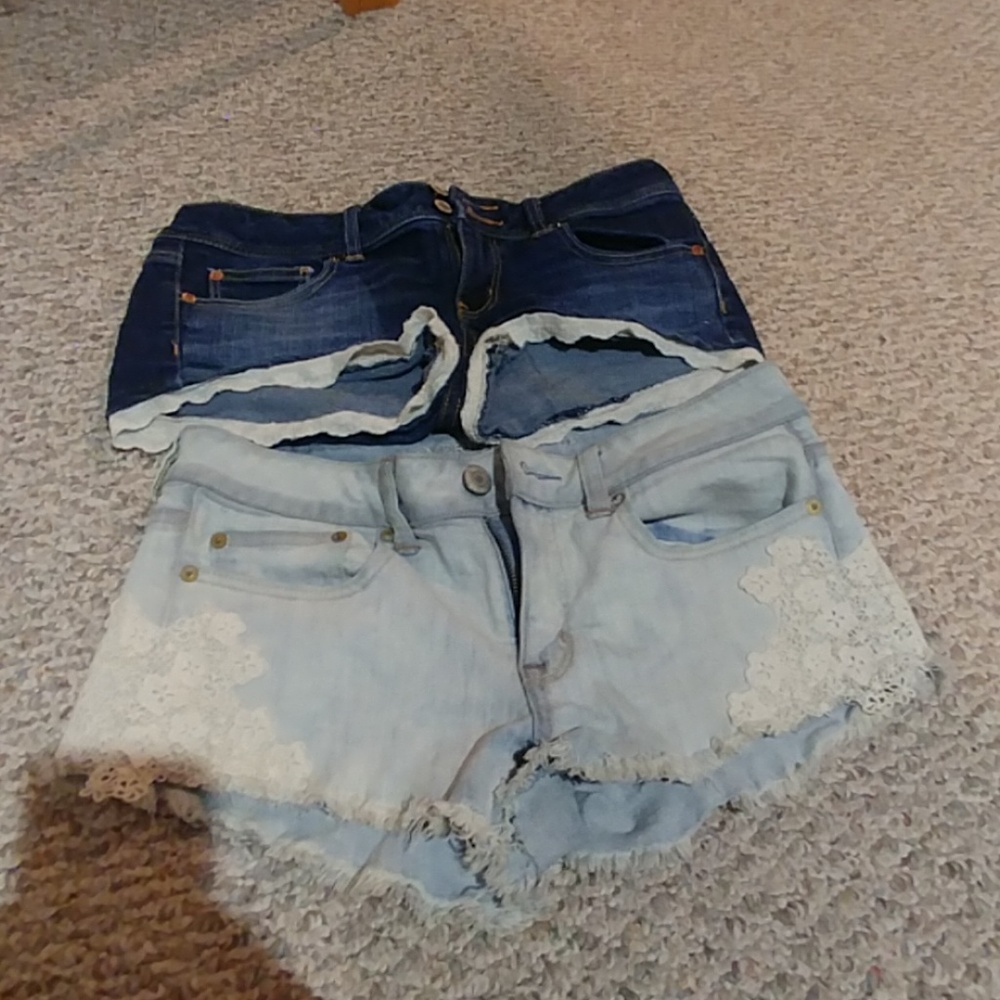 Size 6 bundle American Eagle shorts